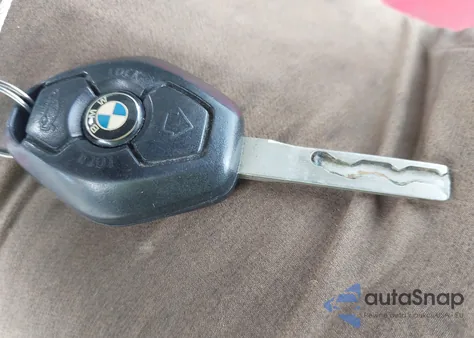 2004 BMW 325Ci z USA, uszkodzony, nr VIN WBABW33454PG98027